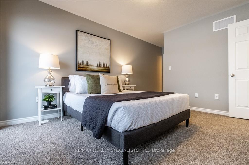 Photo 47 of 66 Wheat Lane, Kitchener — HOMEH