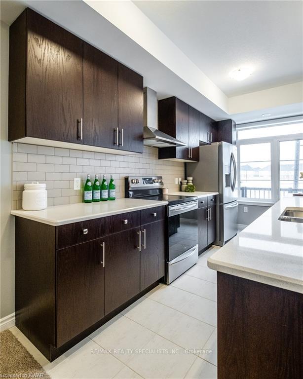Photo 37 of 66 Wheat Lane, Kitchener — HOMEH