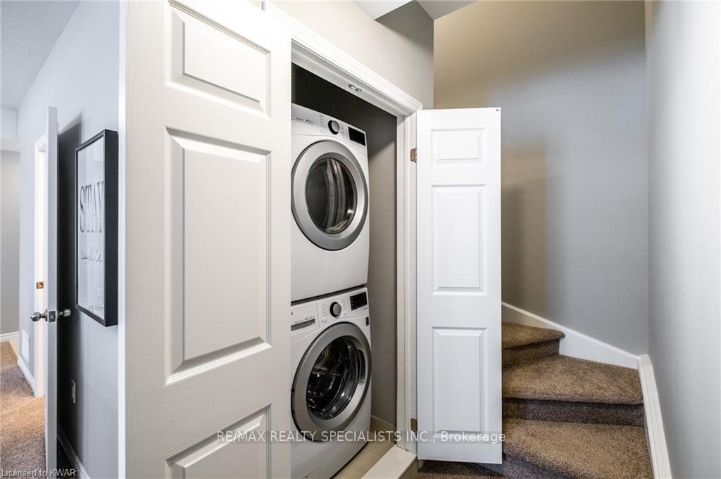 Photo 61 of 66 Wheat Lane, Kitchener — HOMEH