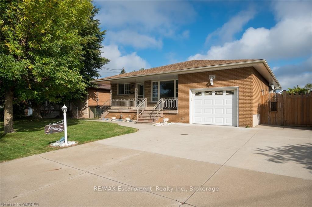 Photo 1 of 172 Oakland Drive, Hamilton, Kentley — HOMEH