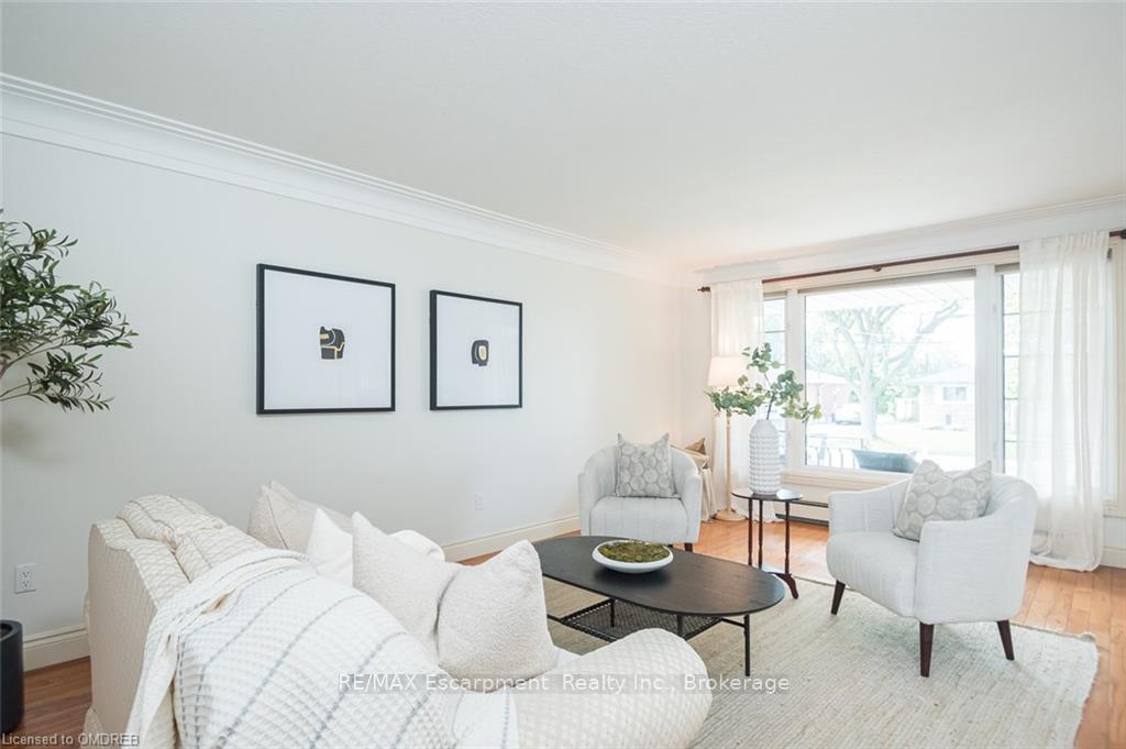Photo 3 of 172 Oakland Drive, Hamilton, Kentley — HOMEH