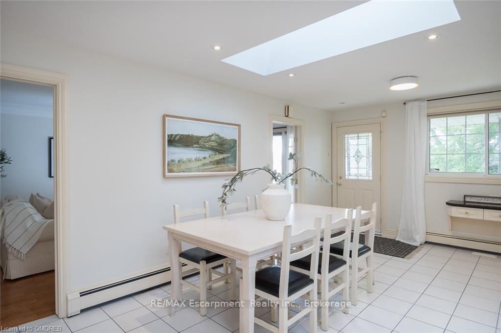 Photo 10 of 172 Oakland Drive, Hamilton, Kentley — HOMEH
