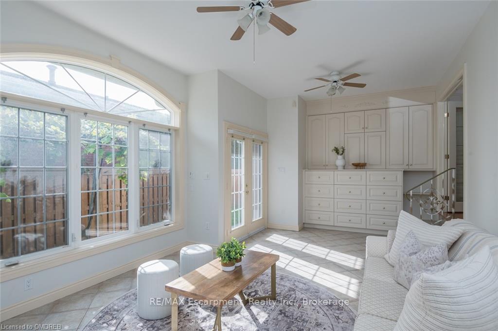 Photo 13 of 172 Oakland Drive, Hamilton, Kentley — HOMEH