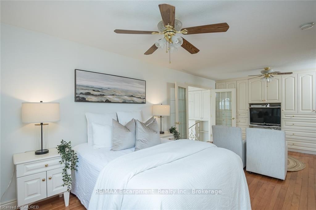 Photo 14 of 172 Oakland Drive, Hamilton, Kentley — HOMEH