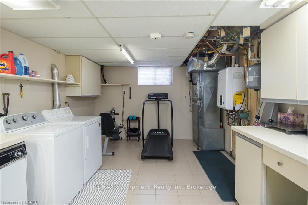 Photo 23 of 172 Oakland Drive, Hamilton, Kentley — HOMEH