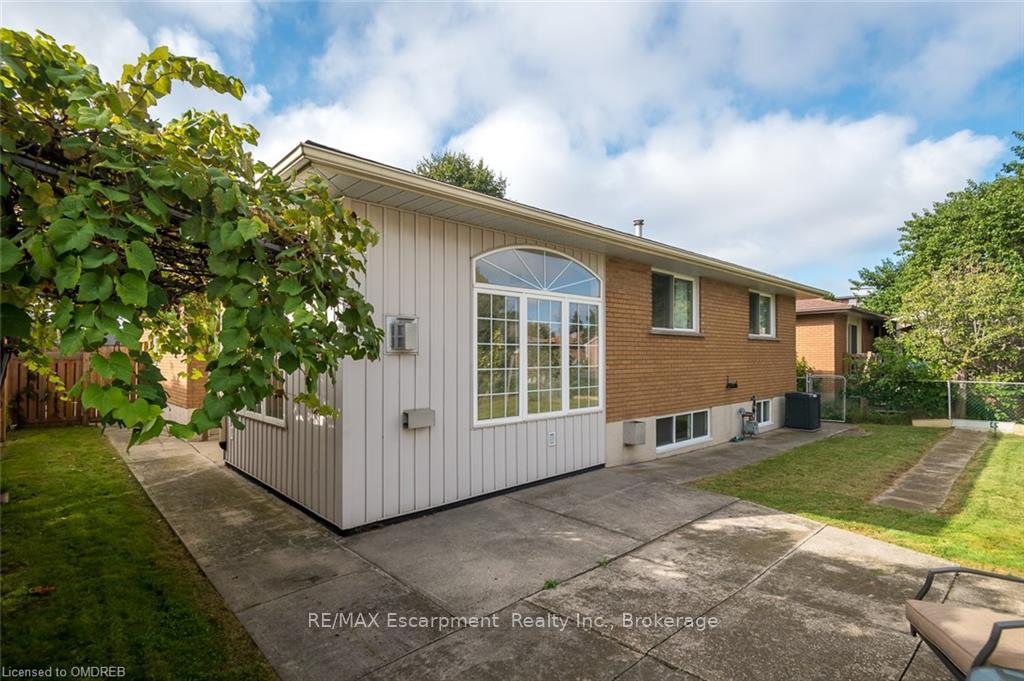 Photo 26 of 172 Oakland Drive, Hamilton, Kentley — HOMEH
