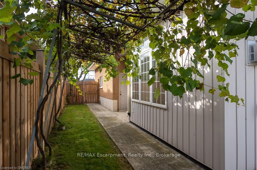 Photo 28 of 172 Oakland Drive, Hamilton, Kentley — HOMEH