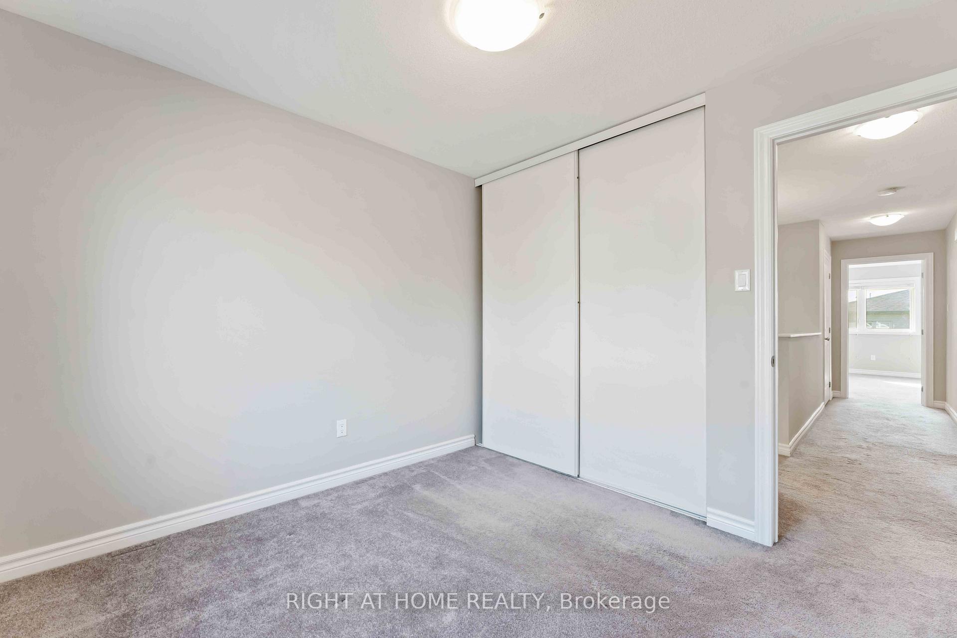 Photo 18 of 2508 Waterlilly Way, Ottawa, Barrhaven - Heritage Park — HOMEH