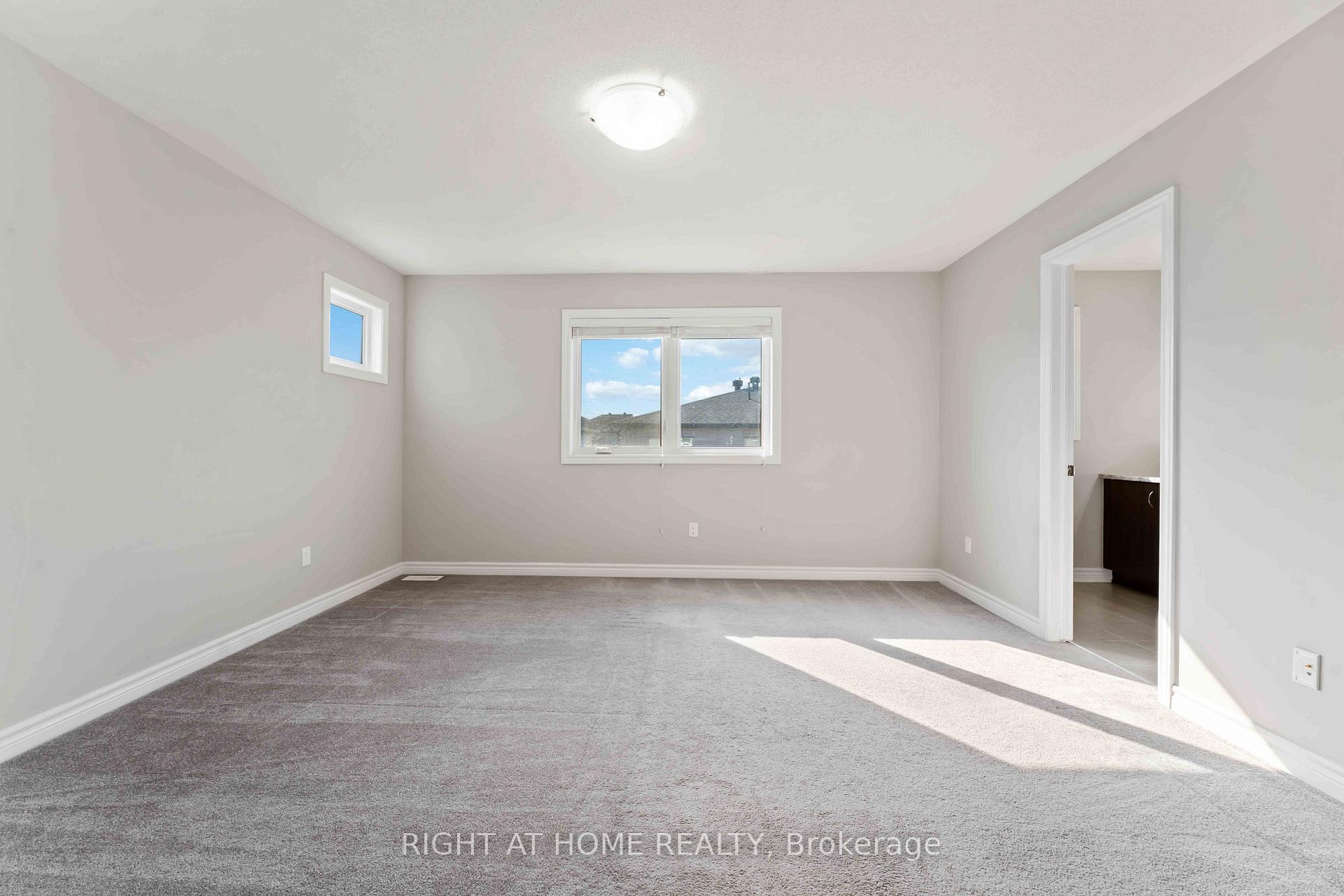 Photo 21 of 2508 Waterlilly Way, Ottawa, Barrhaven - Heritage Park — HOMEH
