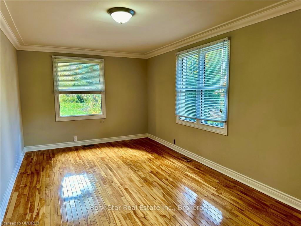 Photo 5 of Unit 2, 220 Maplewood Avenue, Hamilton, Blakeley — HOMEH