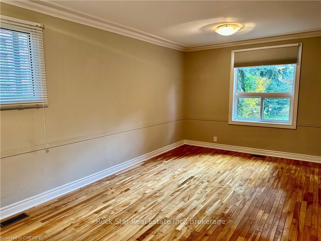 Photo 6 of Unit 2, 220 Maplewood Avenue, Hamilton, Blakeley — HOMEH