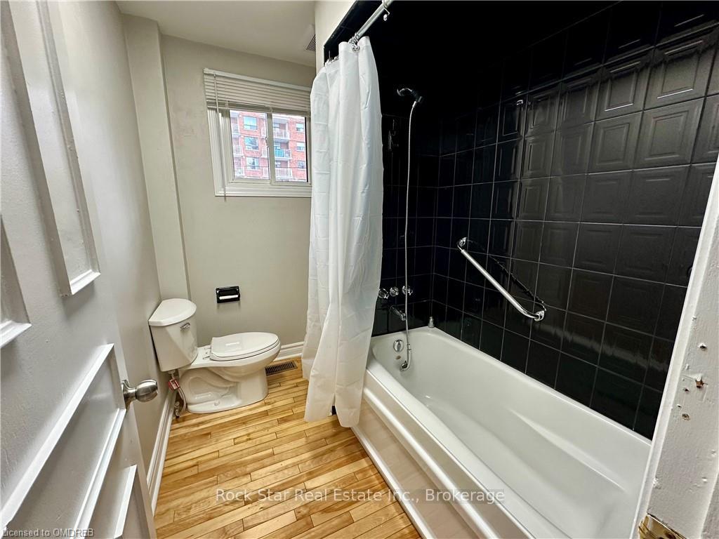 Photo 8 of Unit 2, 220 Maplewood Avenue, Hamilton, Blakeley — HOMEH