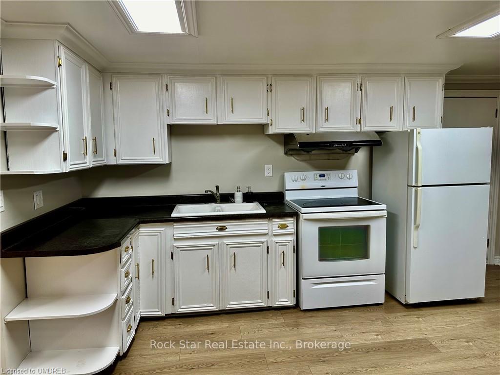 Photo 13 of Unit 2, 220 Maplewood Avenue, Hamilton, Blakeley — HOMEH