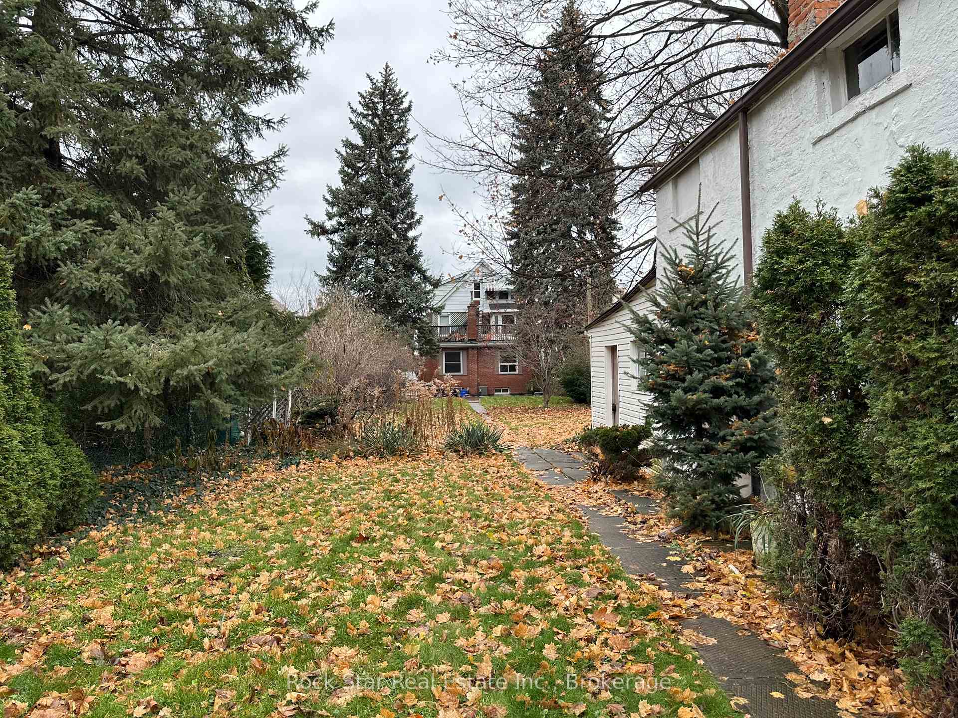 Photo 18 of Unit 2, 220 Maplewood Avenue, Hamilton, Blakeley — HOMEH