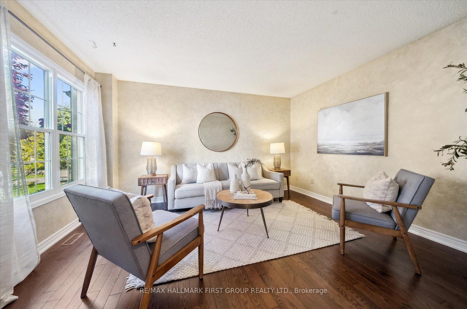 Photo 6 of 10 Barnes Drive, Ajax, Central — HOMEH
