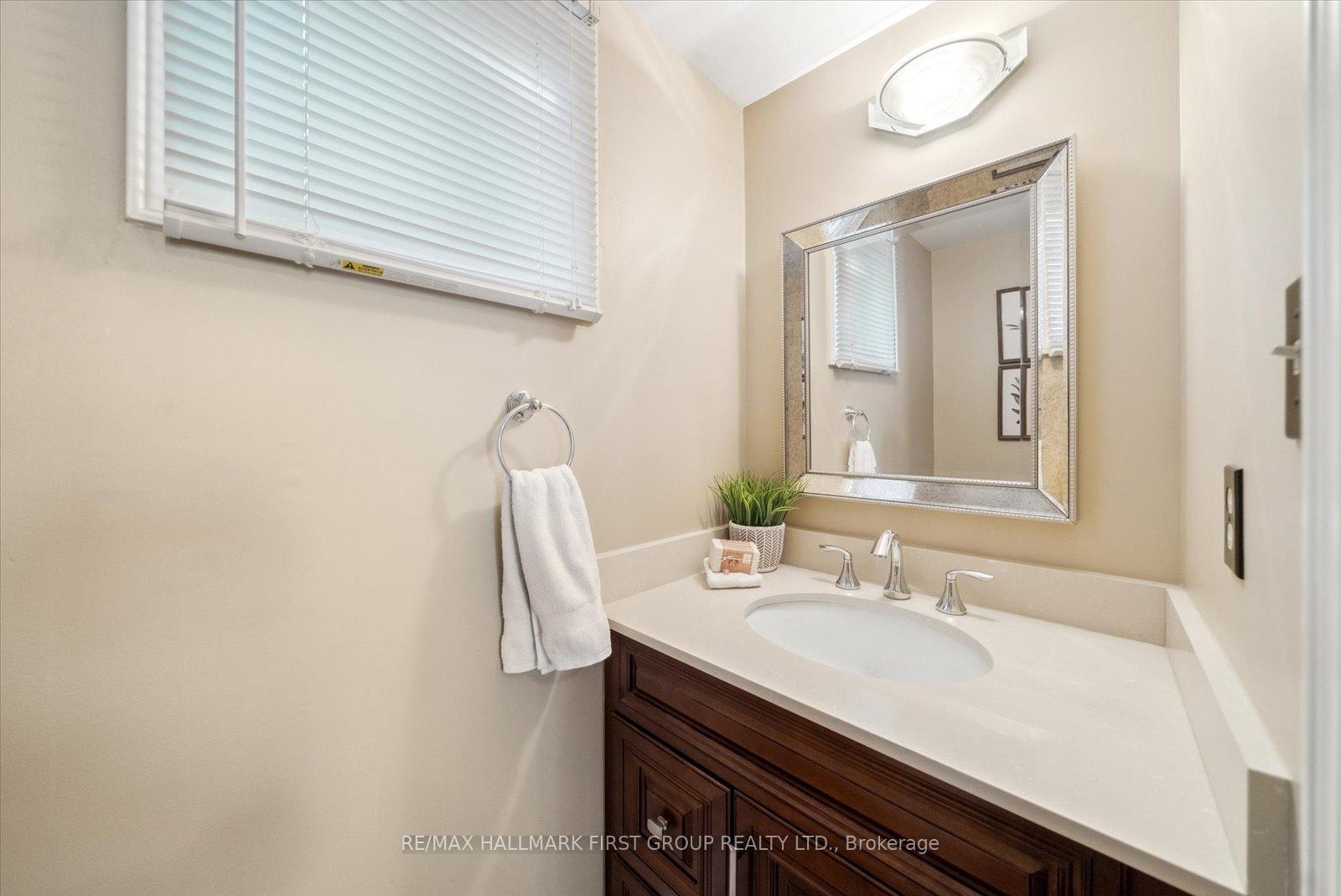 Photo 13 of 10 Barnes Drive, Ajax, Central — HOMEH
