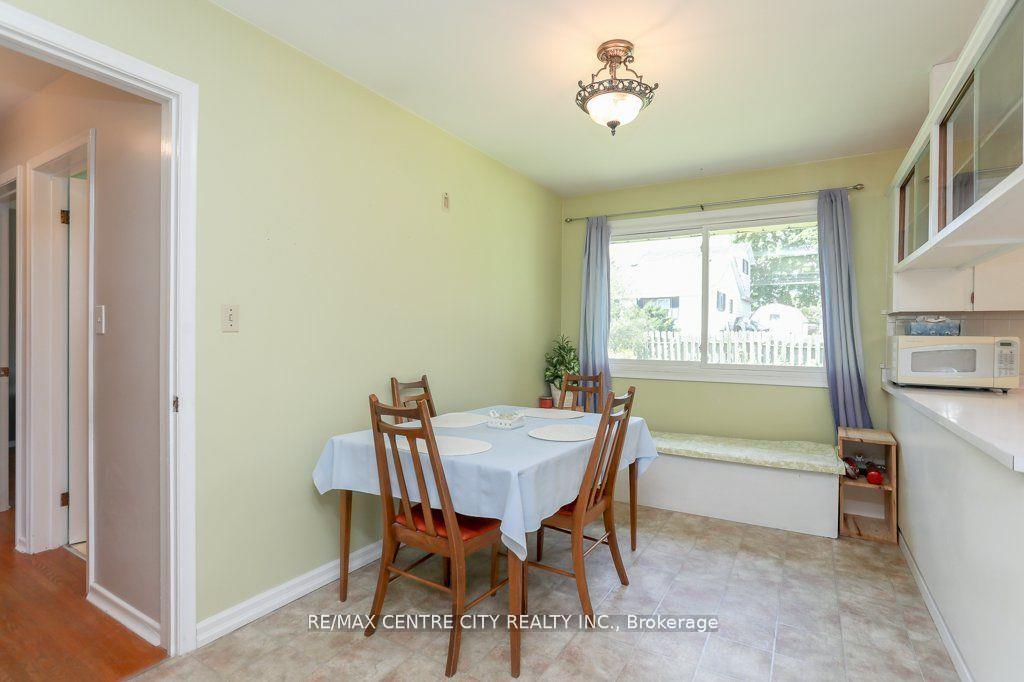 Photo 10 of 82 Fairview Avenue, St. Thomas — HOMEH