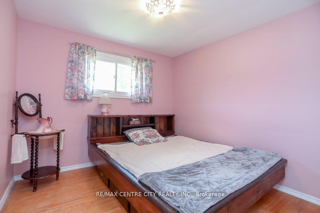 Photo 23 of 82 Fairview Avenue, St. Thomas — HOMEH