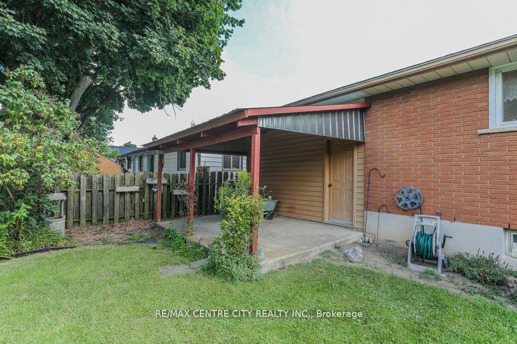Photo 31 of 82 Fairview Avenue, St. Thomas — HOMEH