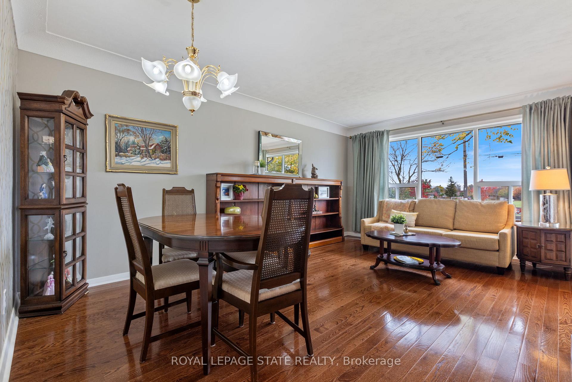Photo 11 of 814 Tenth Avenue, Hamilton, Hampton Heights — HOMEH