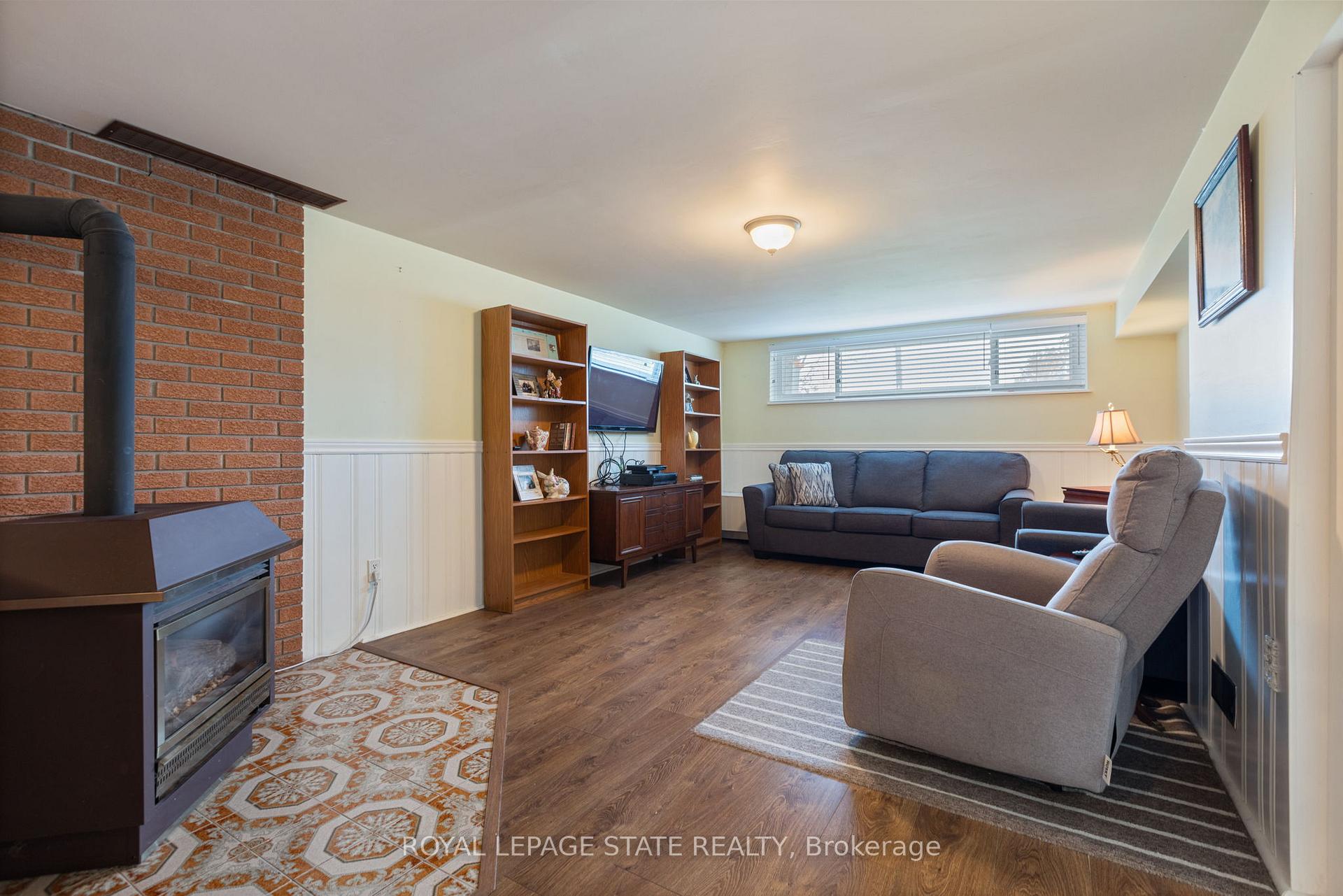 Photo 17 of 814 Tenth Avenue, Hamilton, Hampton Heights — HOMEH