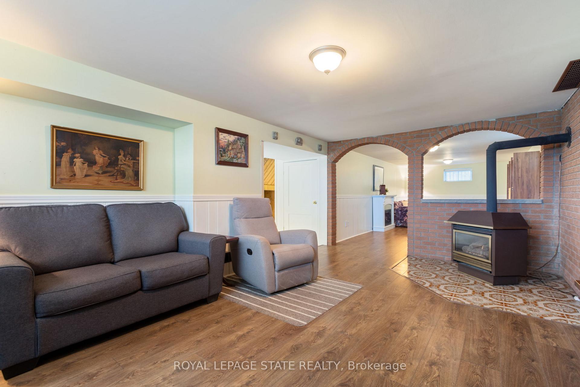 Photo 19 of 814 Tenth Avenue, Hamilton, Hampton Heights — HOMEH