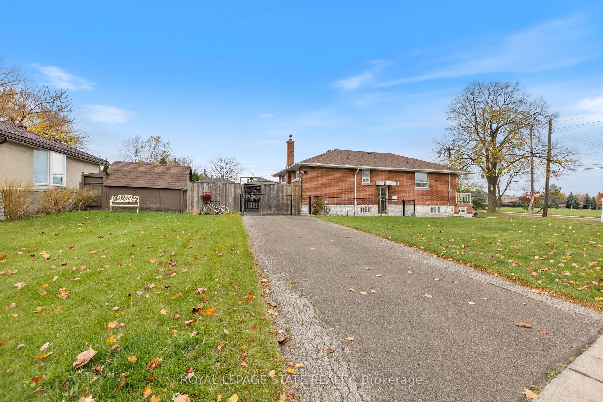 Photo 34 of 814 Tenth Avenue, Hamilton, Hampton Heights — HOMEH