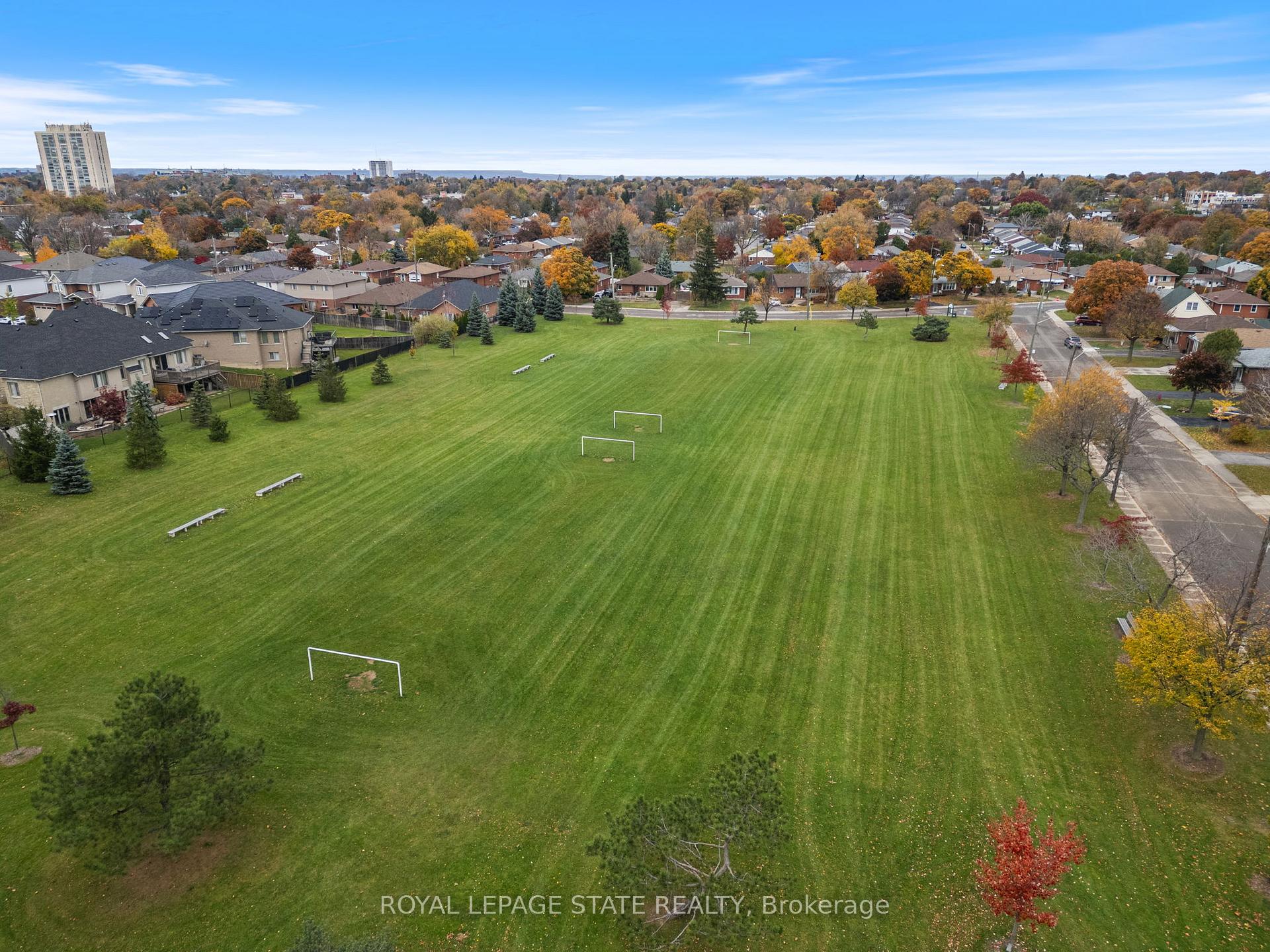Photo 35 of 814 Tenth Avenue, Hamilton, Hampton Heights — HOMEH