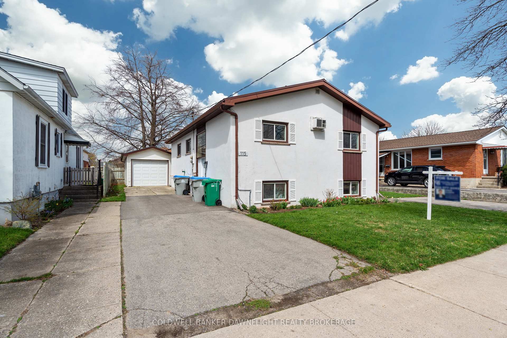 Photo 2 of 115 Picton Street E, Goderich, Goderich (Town) — HOMEH
