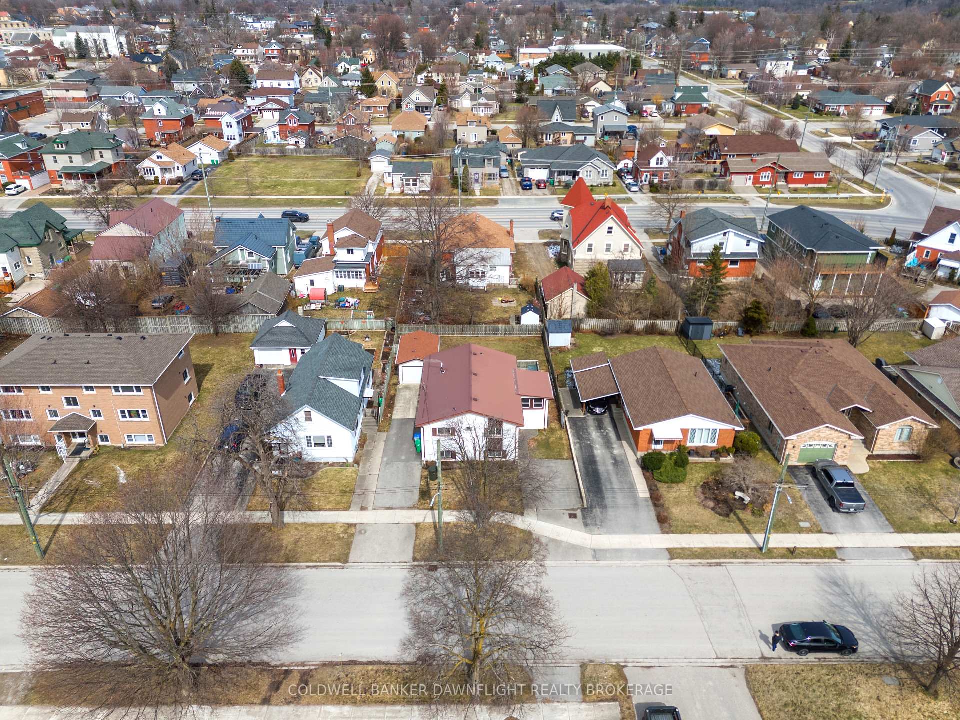 Photo 5 of 115 Picton Street E, Goderich, Goderich (Town) — HOMEH