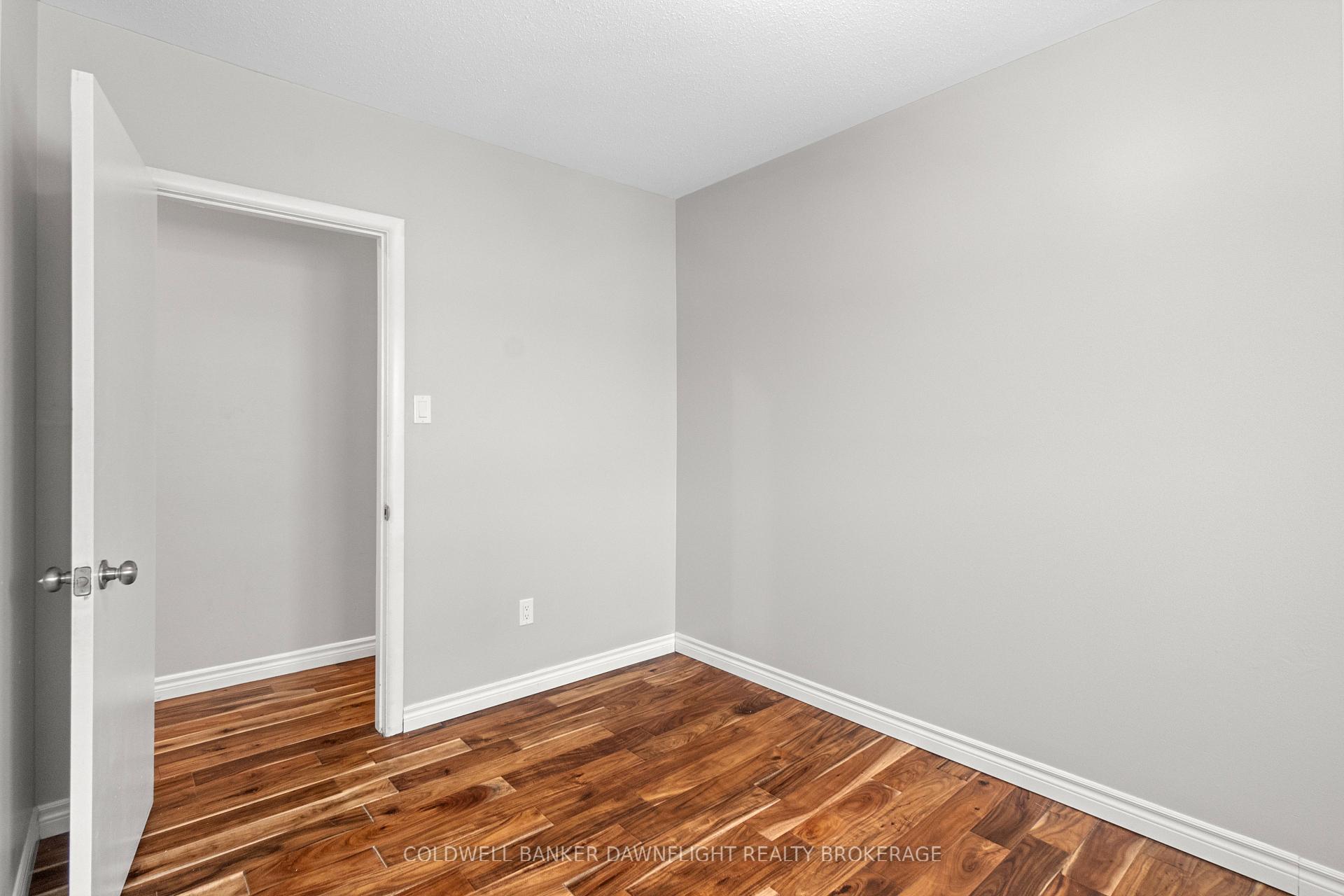 Photo 11 of 115 Picton Street E, Goderich, Goderich (Town) — HOMEH