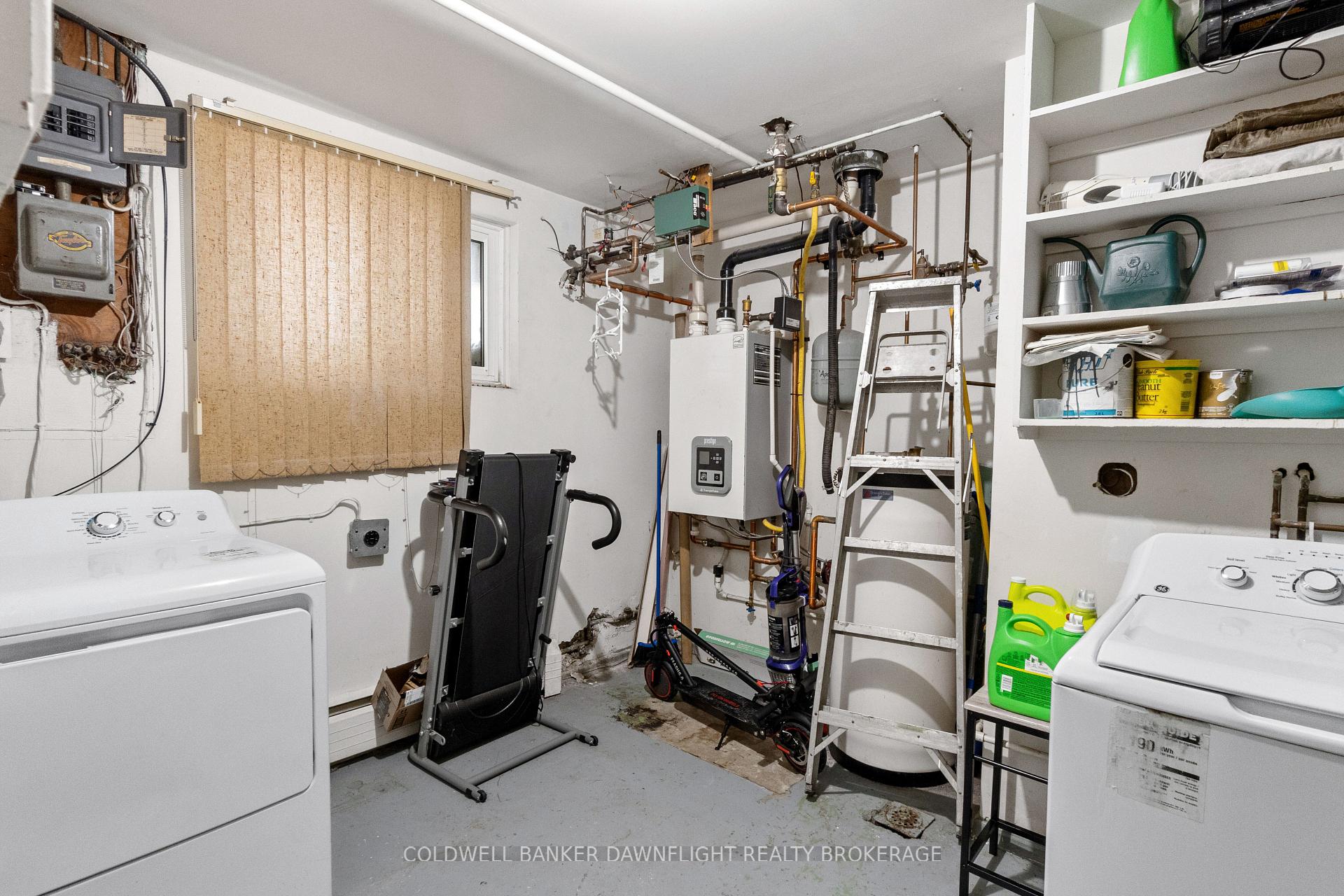 Photo 33 of 115 Picton Street E, Goderich, Goderich (Town) — HOMEH