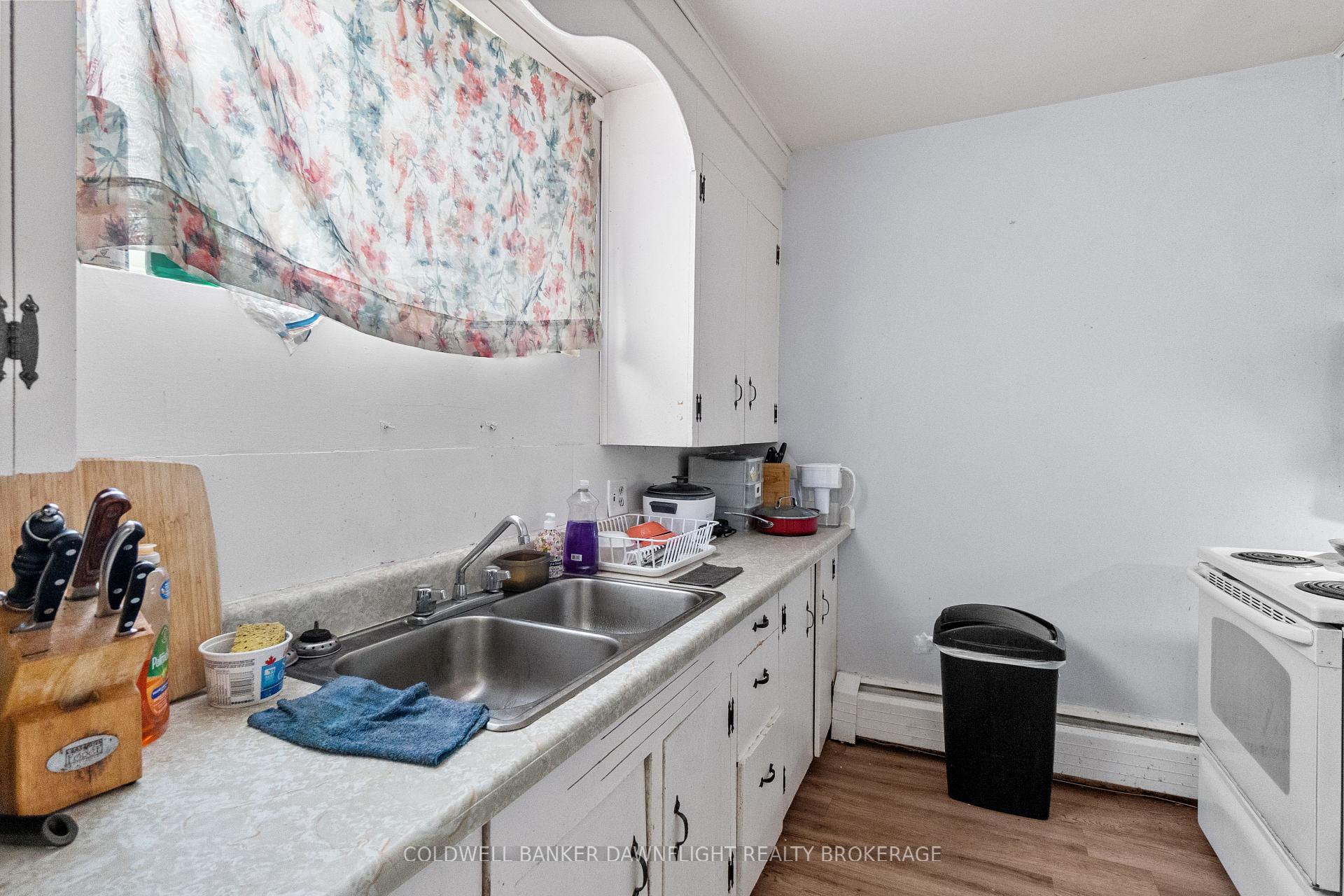 Photo 34 of 115 Picton Street E, Goderich, Goderich (Town) — HOMEH
