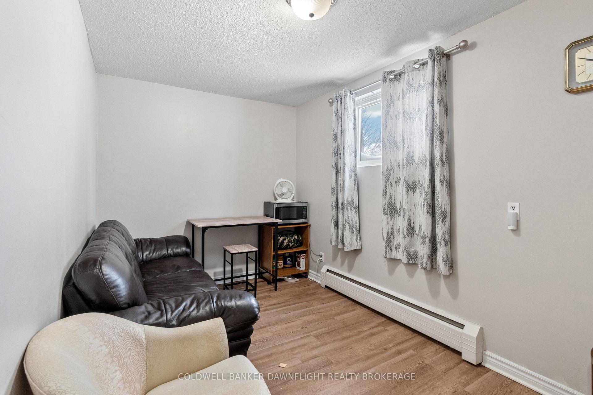 Photo 37 of 115 Picton Street E, Goderich, Goderich (Town) — HOMEH