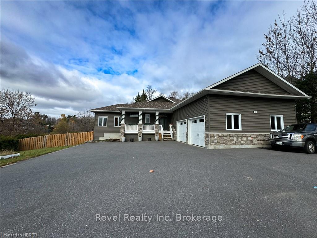 Photo 1 of 38 Marine Drive, Callander — HOMEH