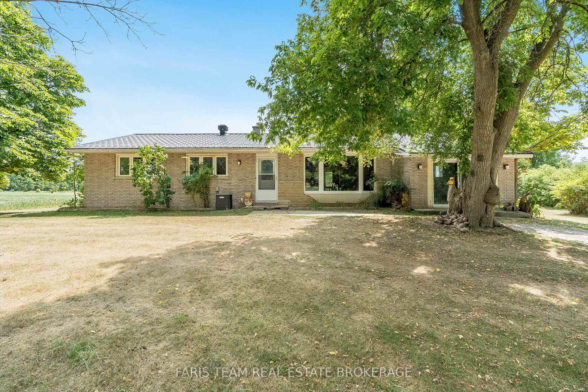 Photo 1 of 4577 County Road 21, Essa, Thornton — HOMEH