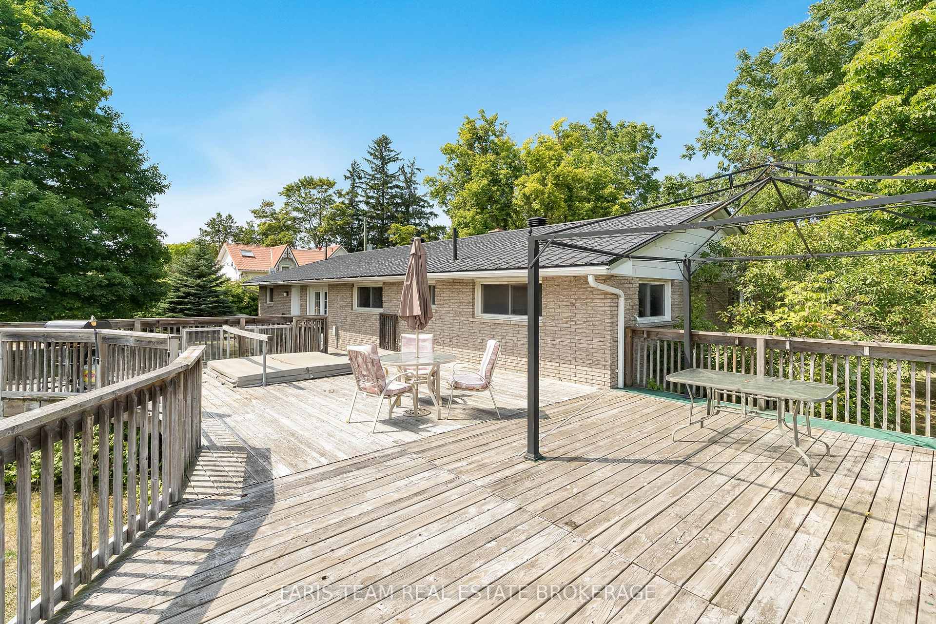 Photo 4 of 4577 County Road 21, Essa, Thornton — HOMEH