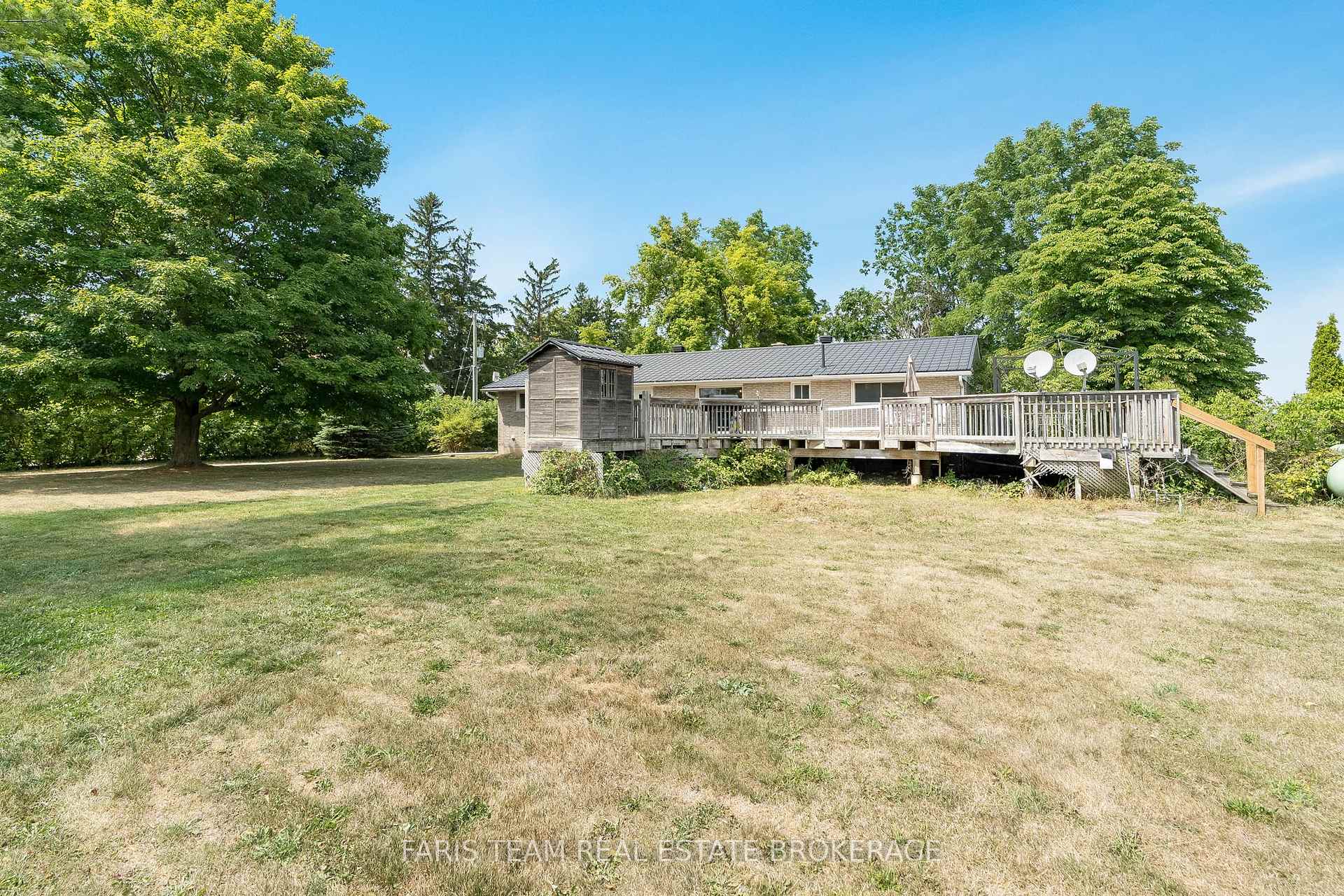 Photo 7 of 4577 County Road 21, Essa, Thornton — HOMEH