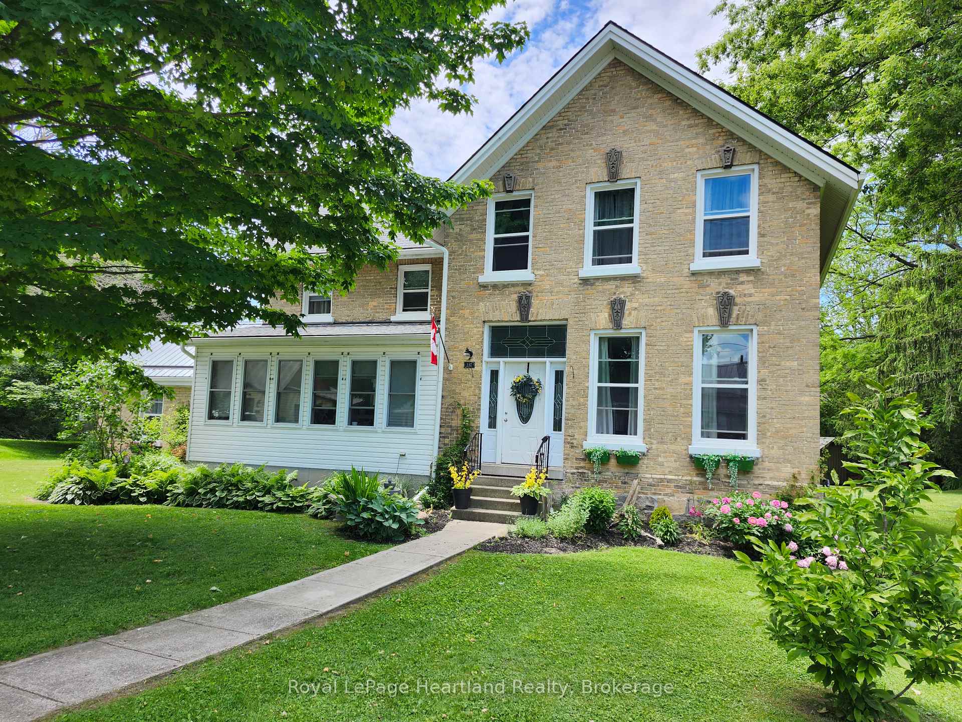 Photo 1 of 142 Maple Street, Central Huron, Clinton — HOMEH