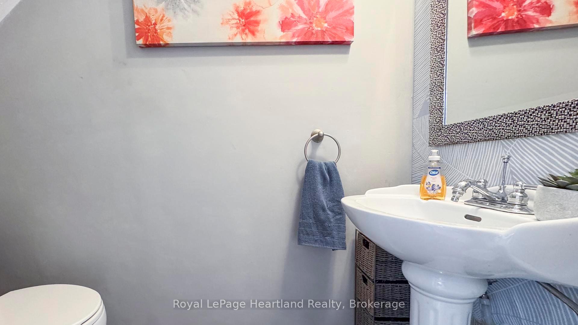 Photo 8 of 142 Maple Street, Central Huron, Clinton — HOMEH