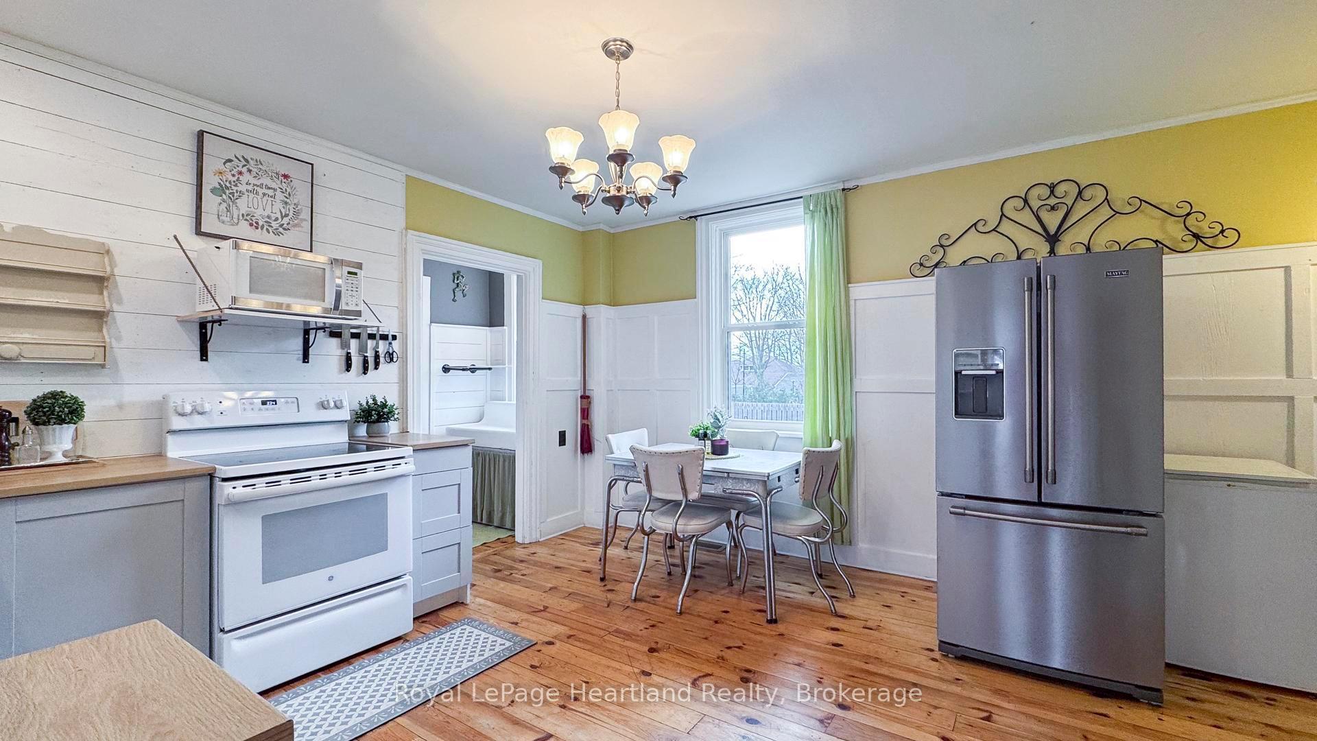Photo 22 of 142 Maple Street, Central Huron, Clinton — HOMEH