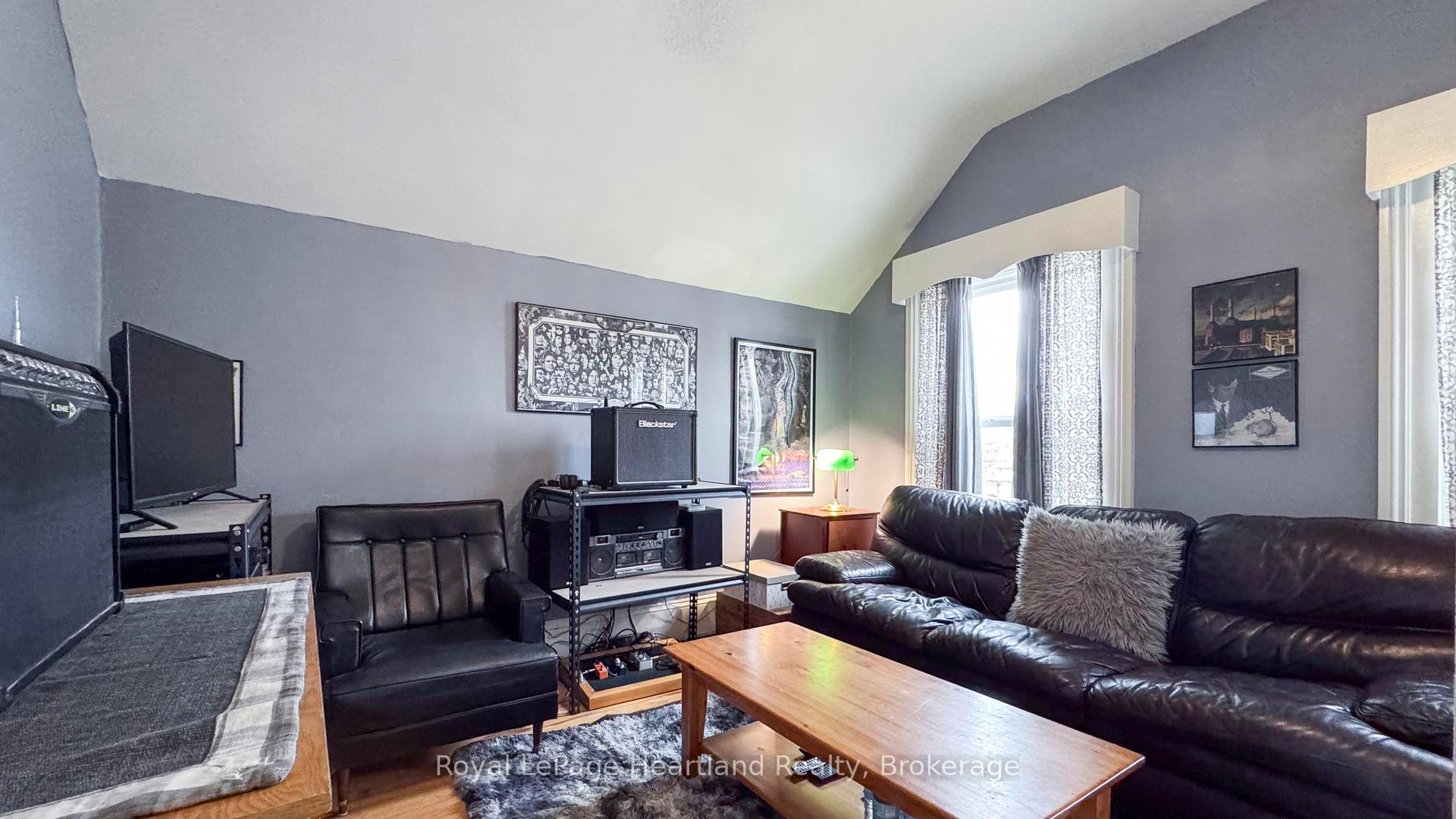 Photo 38 of 142 Maple Street, Central Huron, Clinton — HOMEH