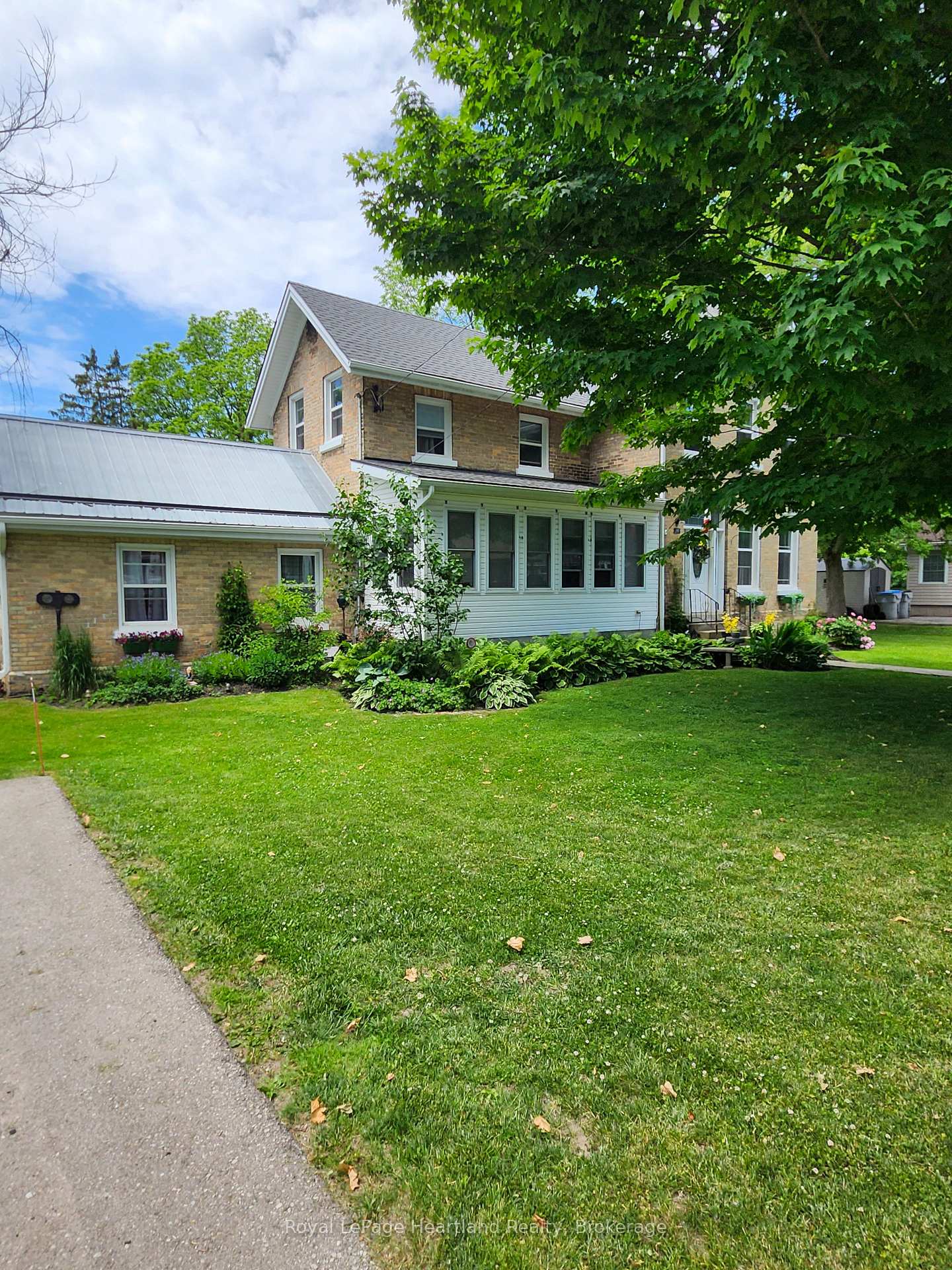 Photo 48 of 142 Maple Street, Central Huron, Clinton — HOMEH