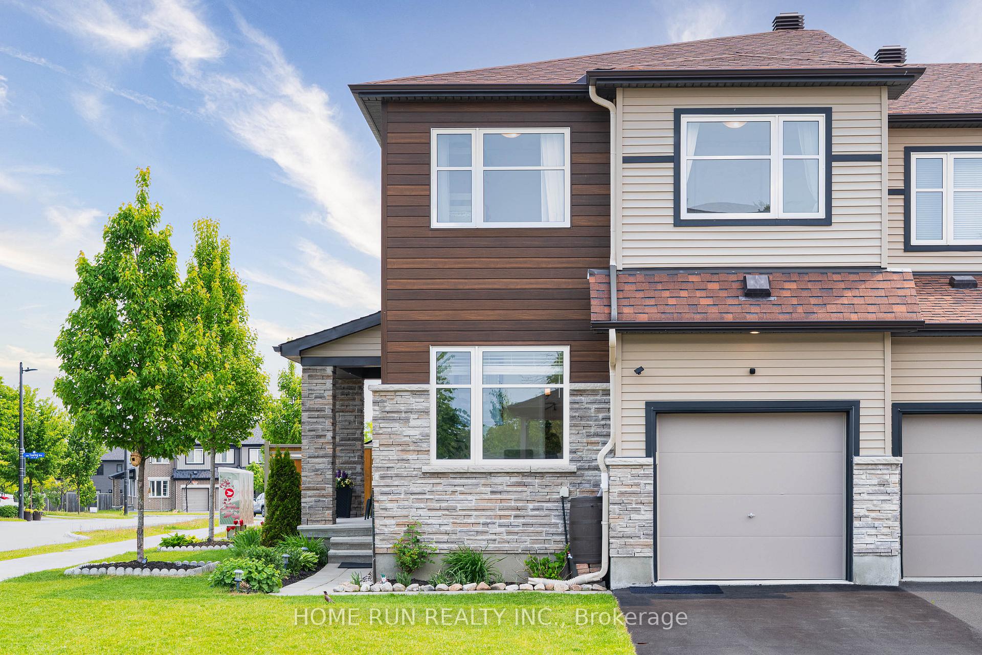 Photo 1 of 156 Bending Way, Ottawa, Barrhaven - Hearts Desire — HOMEH