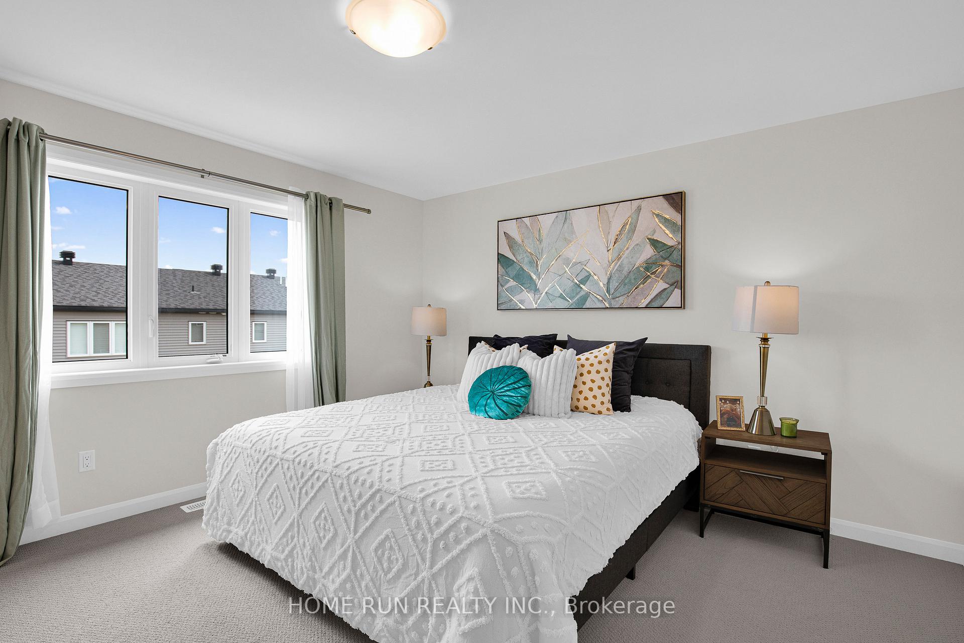 Photo 22 of 156 Bending Way, Ottawa, Barrhaven - Hearts Desire — HOMEH