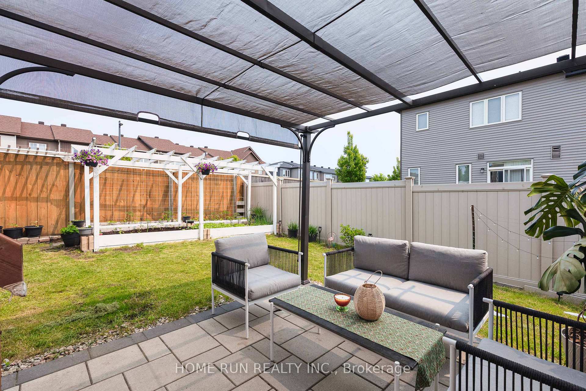 Photo 39 of 156 Bending Way, Ottawa, Barrhaven - Hearts Desire — HOMEH