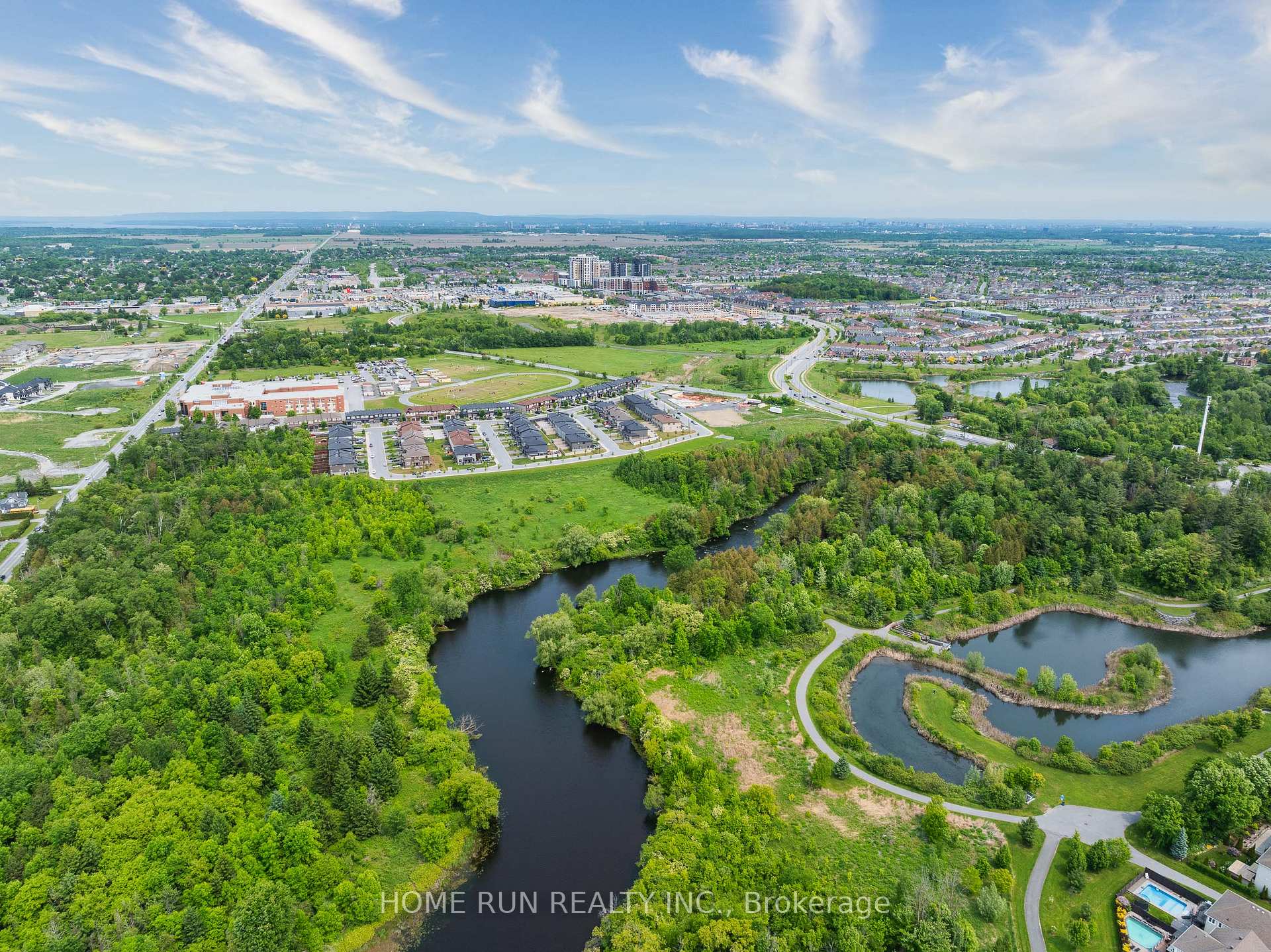 Photo 44 of 156 Bending Way, Ottawa, Barrhaven - Hearts Desire — HOMEH