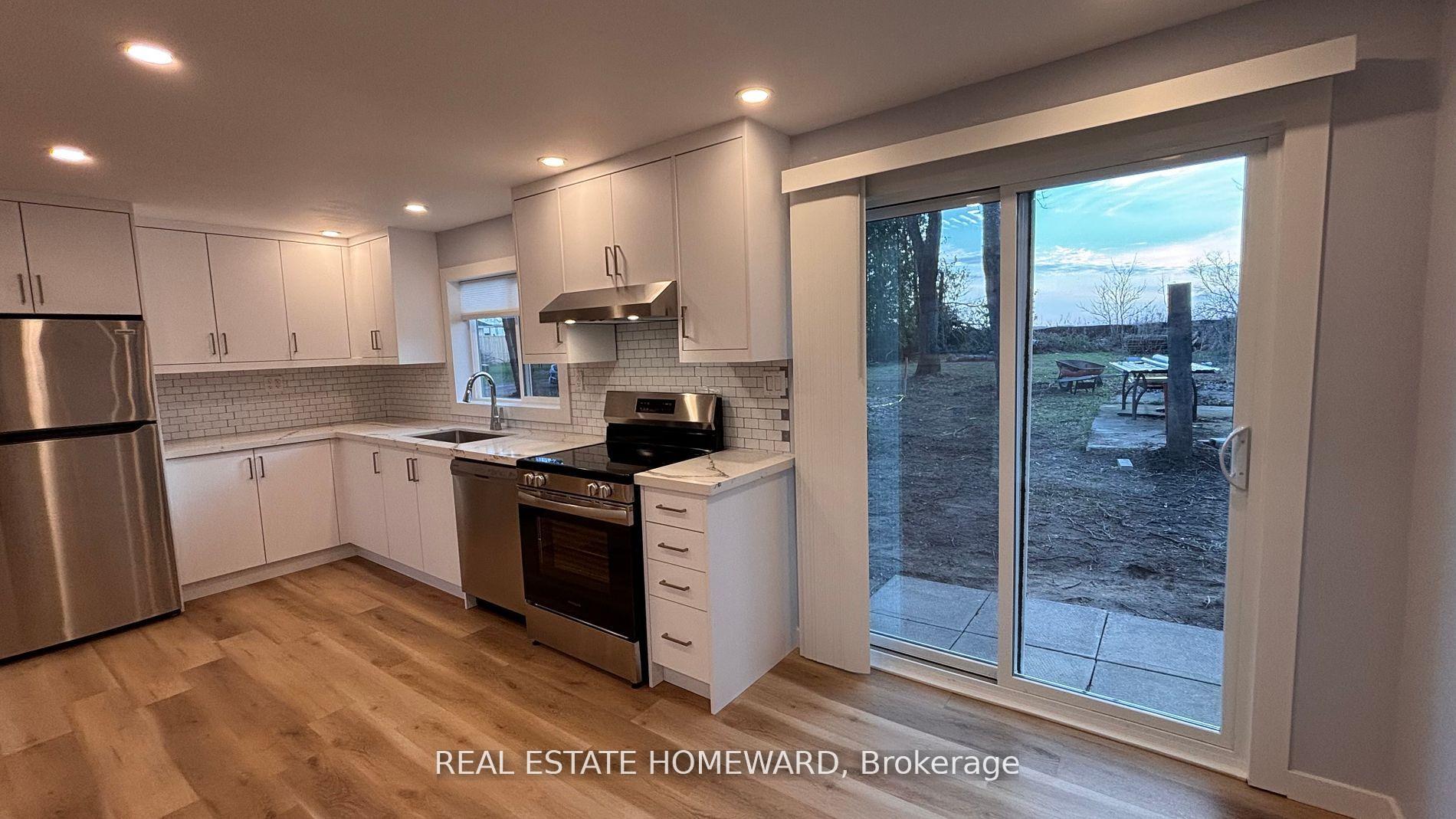Photo 8 of 950 Yonge Street, Barrie, Rural Barrie Southeast — HOMEH