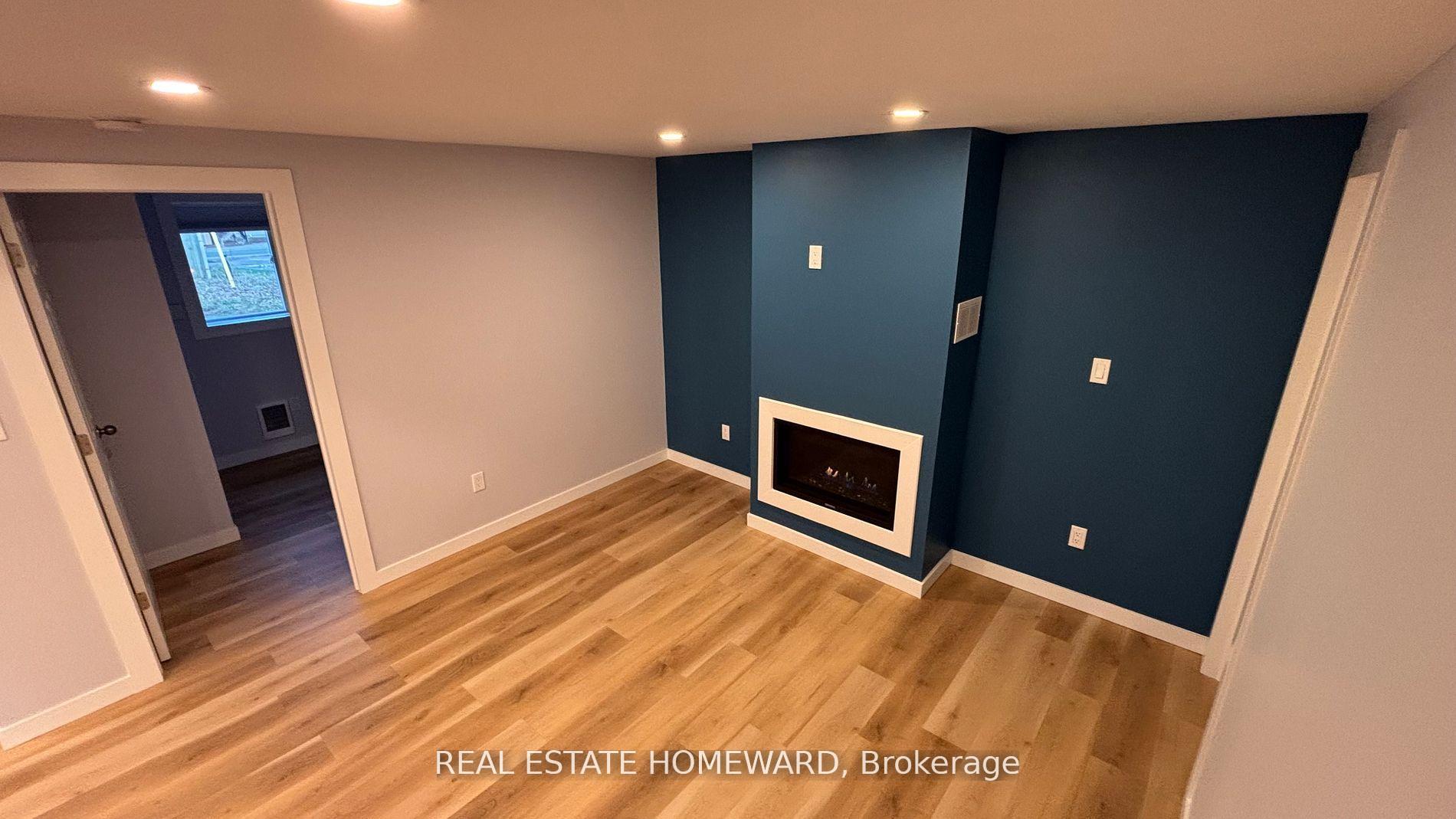 Photo 11 of 950 Yonge Street, Barrie, Rural Barrie Southeast — HOMEH