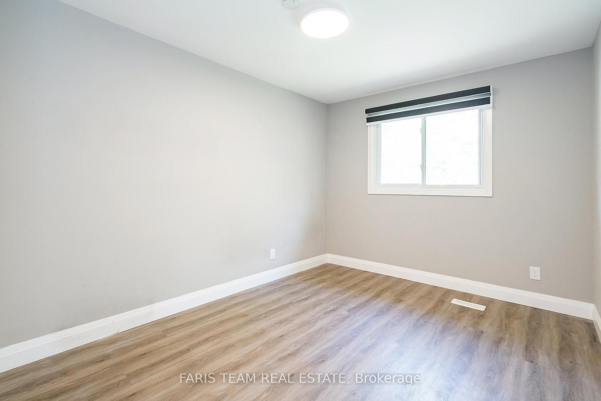 Photo 13 of 78 Gibbard Crescent, Collingwood — HOMEH